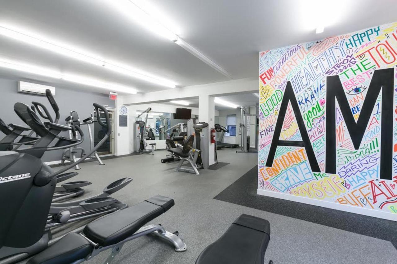 Corner 1br In W Village W Doorman Nyc-157
